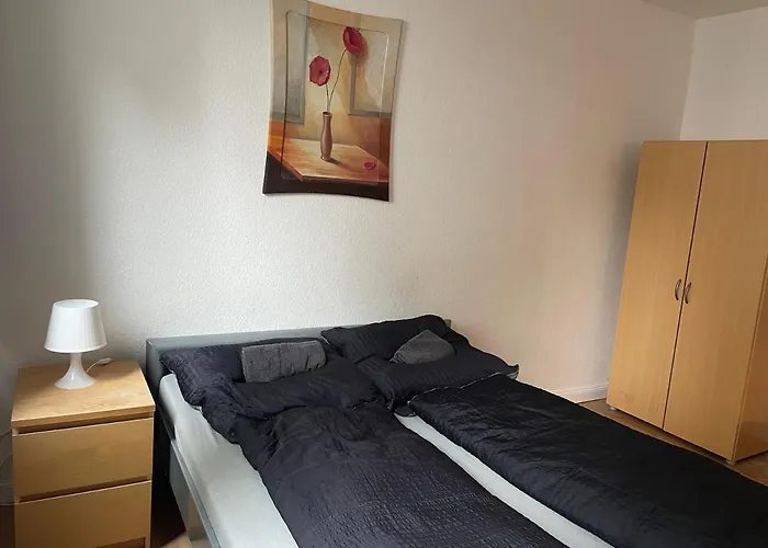 Проживание в семье Schoenes Einfaches Zimmer Im Belebten Zentrum